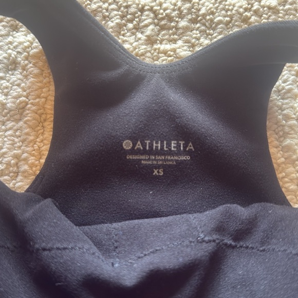 Athleta workout crop top - Picture 3 of 3
